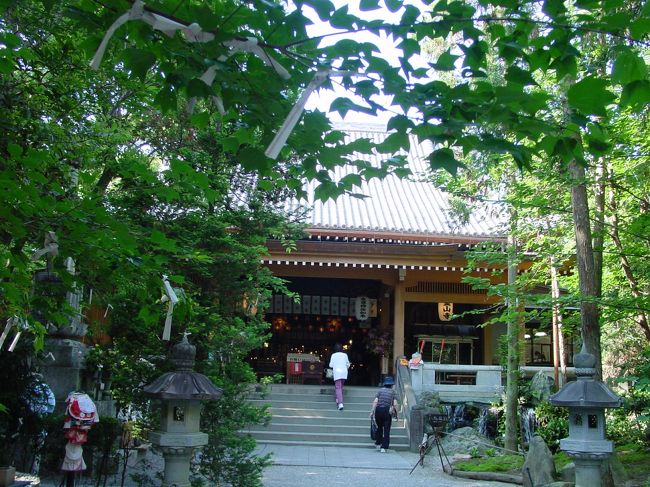 第１番札所　霊山寺（りょうぜんじ）本堂　<br />四国巡礼の第一歩を踏み出すところ<br />６月初旬とはいえ、暑い・・・