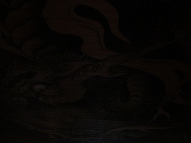 藤井寺　雲龍　姿をあらわすだろうか？<br />写真を拡大すると見えてくるかも。