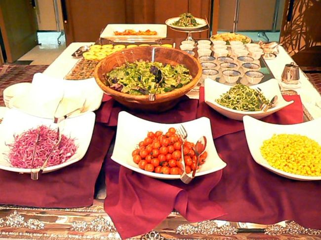 サラダコーナー