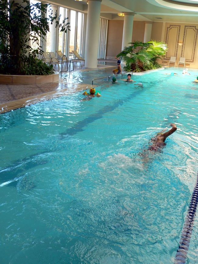 クロールの練習をしていました