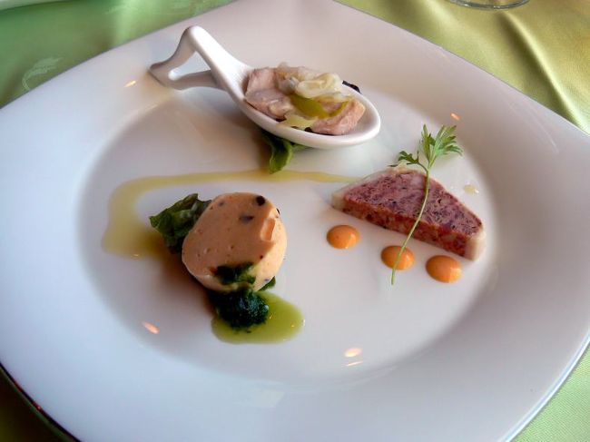 パスタセットＡを頂きました ￥２，５２０−　<br />セットの前菜盛り合わせ