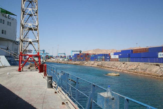 エジプトのヌエバアへ向かう船乗り場