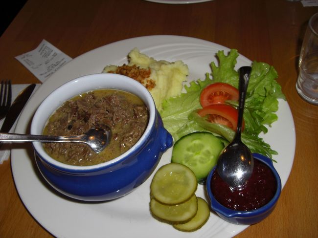 カフェ・スオミで食べたトナカイの煮込み