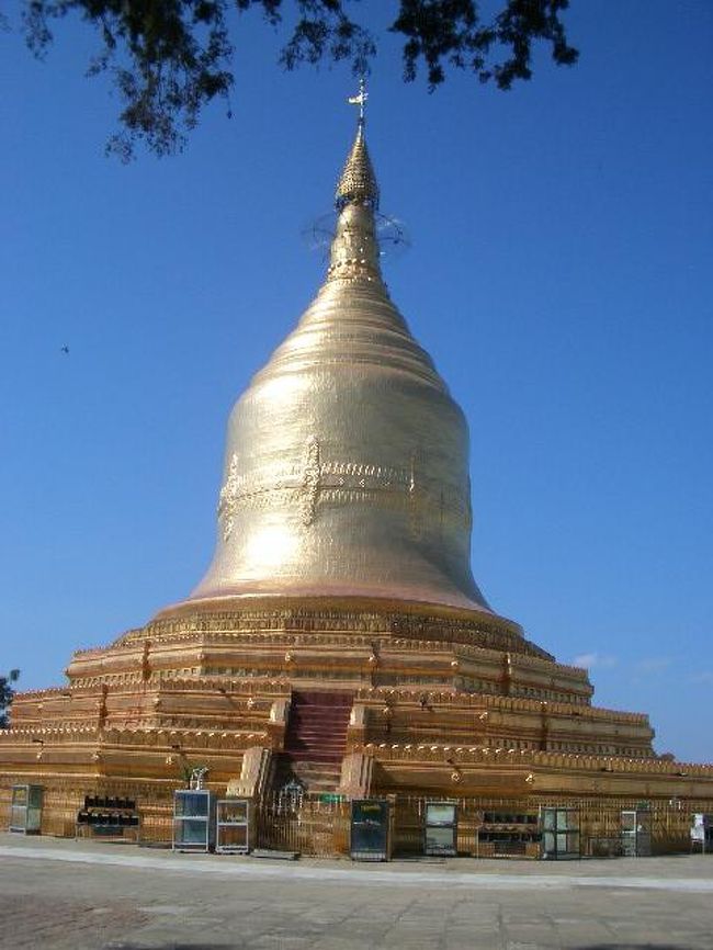 ニューバガンの「ローカナンダー・パヤー」<br />なんとなく、前日に訪れた「ブーパヤー・パヤー」に似てる気がします。