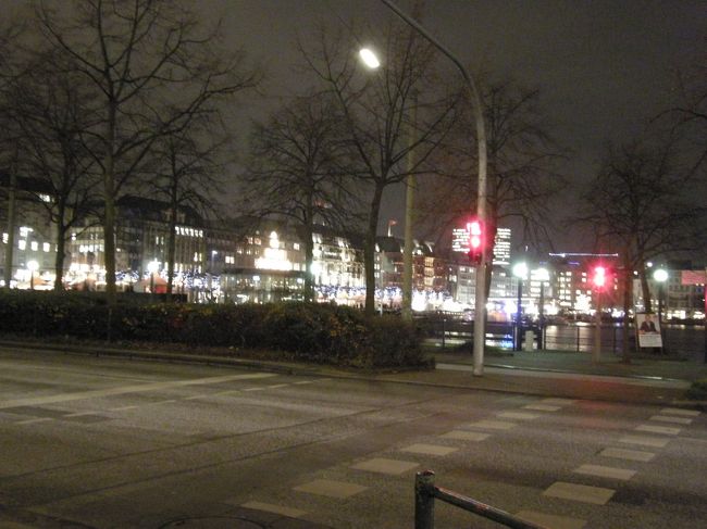 内アルスター湖畔にやってきました。