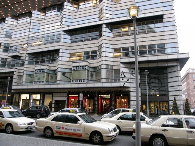 ジャンダルメンマルクトへ行く途中。<br />