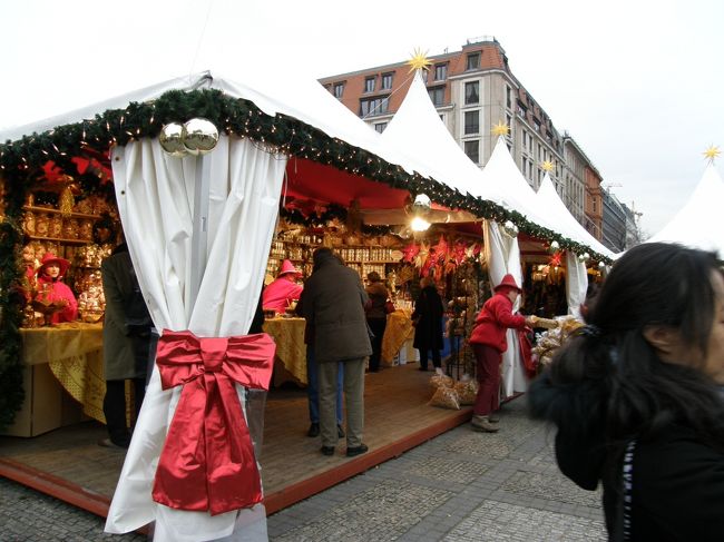 ジャンダルメンマルクトに到着しました。