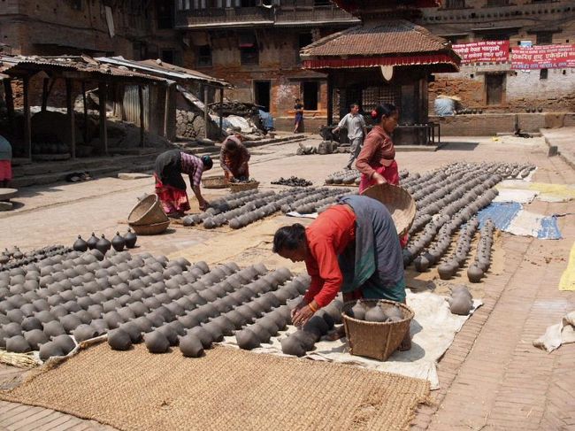 Pottery Square。和訳すれば陶器広場でしょうか。この広場のそばでは轆轤を廻しているおじさんがいました。チップを要求されそうなので撮影はやめました。