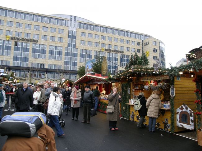 平日の昼間にこんなに多くの人がマーケットにいるのを見たのは珍しいかも。