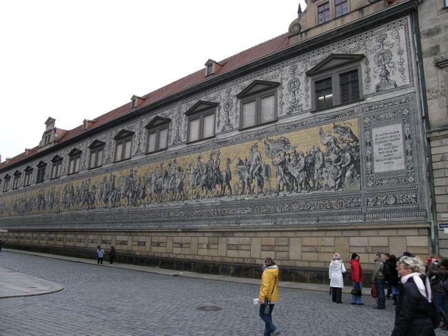 大きすぎて入りきらない…。