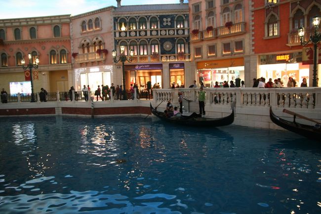 運河自体もLasVegasと比べて広いですね。<br />