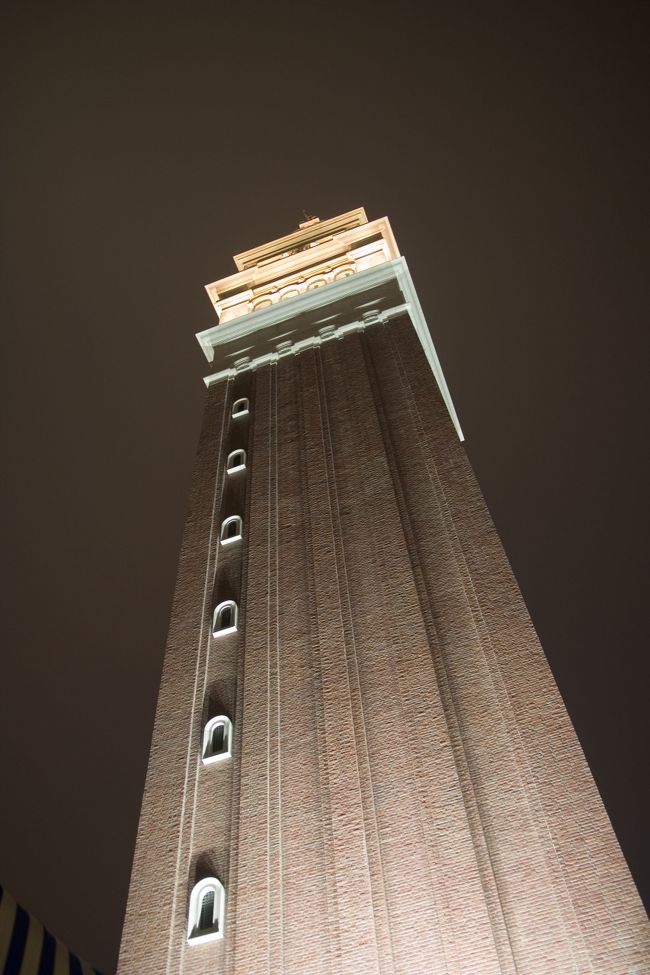 ぢゃっ、ぢゃーん。<br />こちらが、Macauの鐘楼です！<br />