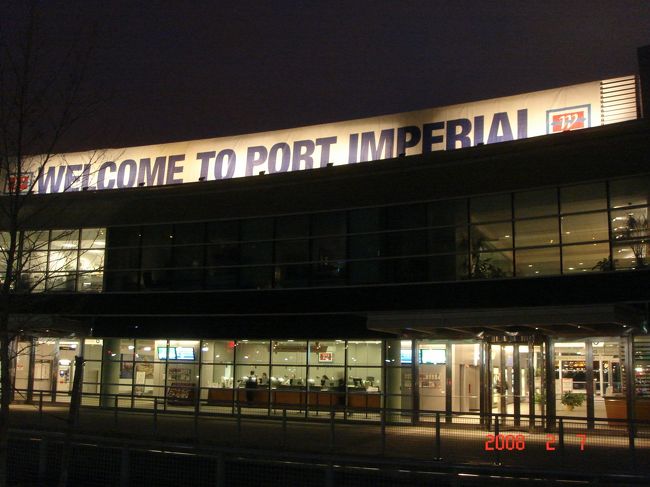 　「ポート・インペリアル」から再びフェリーに乗船、「ピア79」まで戻ります。