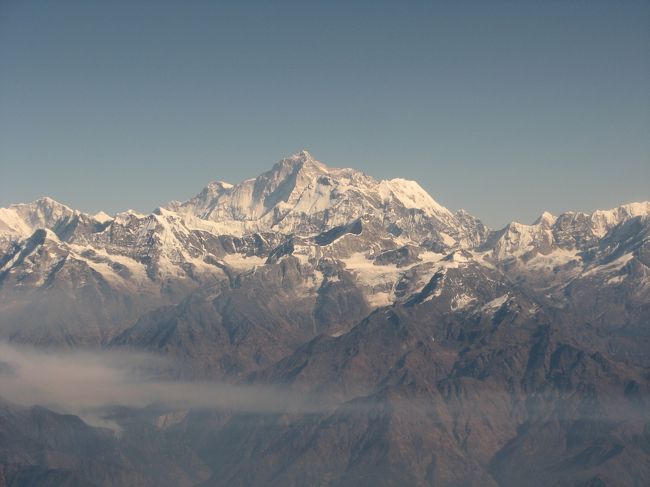 遊覧飛行の飛行機の中より見えるマカルー 