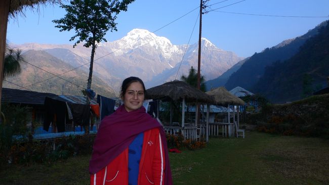 ランドルンの宿の美人従業員さん なぜかトレッキング中は美人従業員さんの多い宿へ泊まることが多かった。<br />