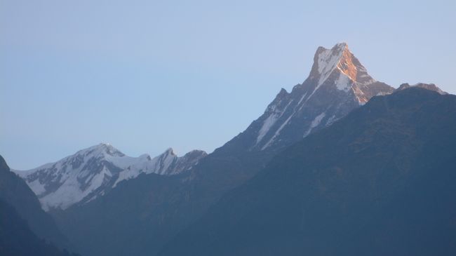 チョモロンで見えたマチャプチャレ。<br />(7:00） 