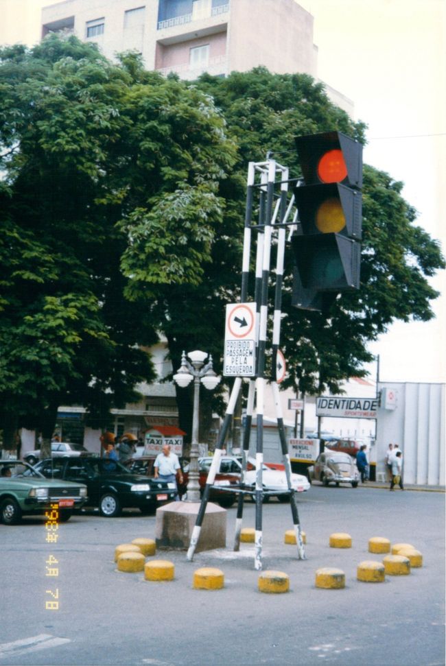 ITUというサンパウロ郊外。<br />なんでもビッグな街です。歩いているとちょっと笑えます。