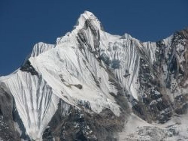 ガンダルバチュリ（6248m) 