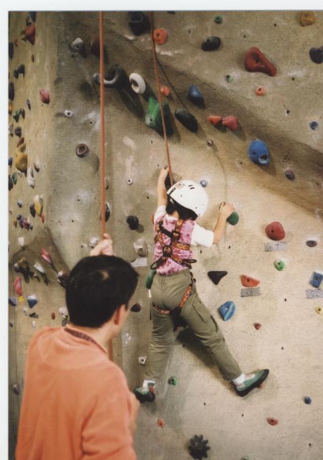 クライミングに挑戦です。