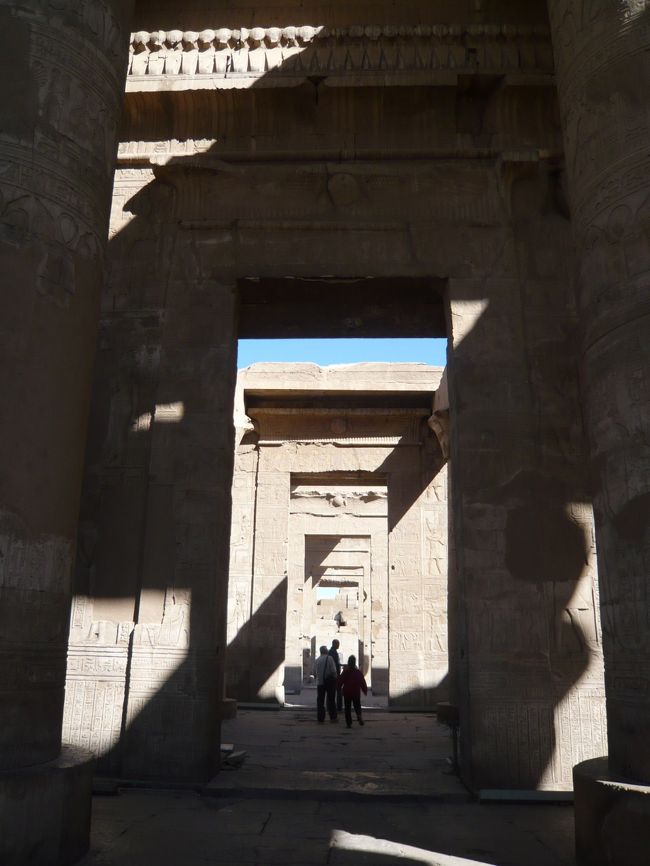 コム・オンボ神殿