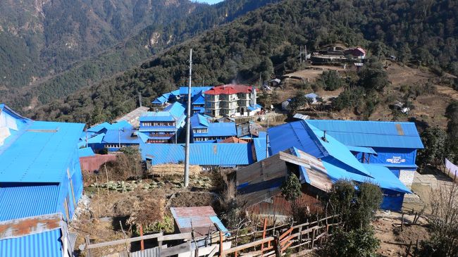 ゴレパニの集落。<br />