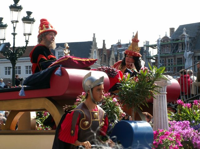 恐ろしい王妃・ヘロディアもご一緒。