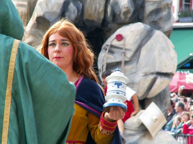 驚くマグダラのマリアに<br />「マリア、わたしだ」と呼びかける復活したイエス。