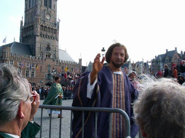 キリストの復活を喜ぶ弟子達。