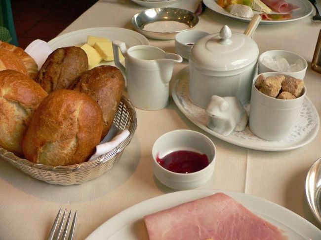 カエルの形の入れ物は塩入れでした。