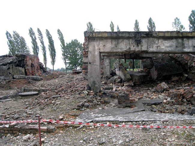 ＳＳが爆破したと言われる、ガス室跡。