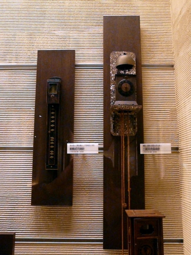 割駒式尺時計（わりこましきしゃくどけい）と二挺点符掛時計（にちょうてんぷかけどけい）