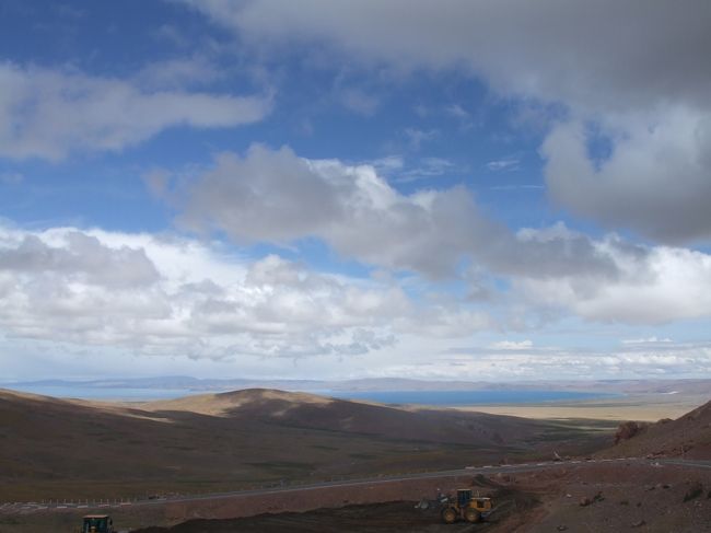 いよいよ見えてきました、ナムツォ！！！