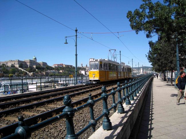 ブダペストでは、お世話になったトラム。