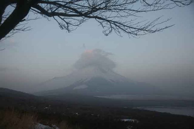 午前６時２３分