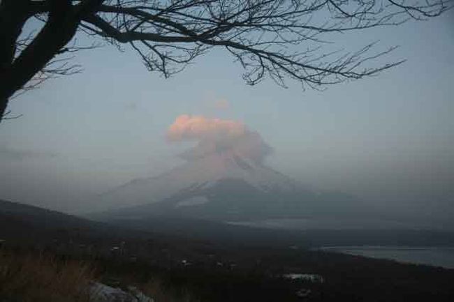かなり赤く染まってきました。<br /><br />午前６時２４分