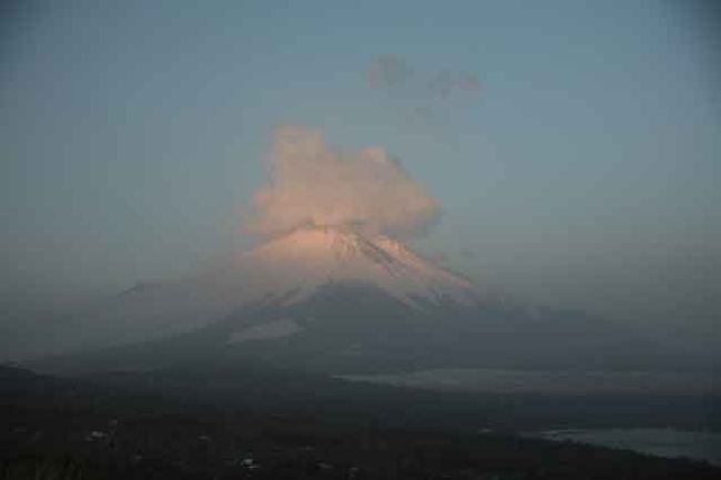 午前６時３１分 