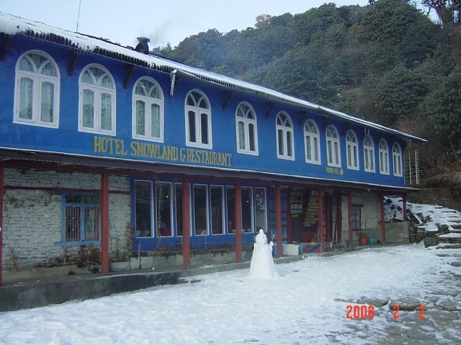 ２日目のゴレパニの宿。この日も着ている服を全部着て寝たが、標高があがっている分、１日目よりさらに寒かった。