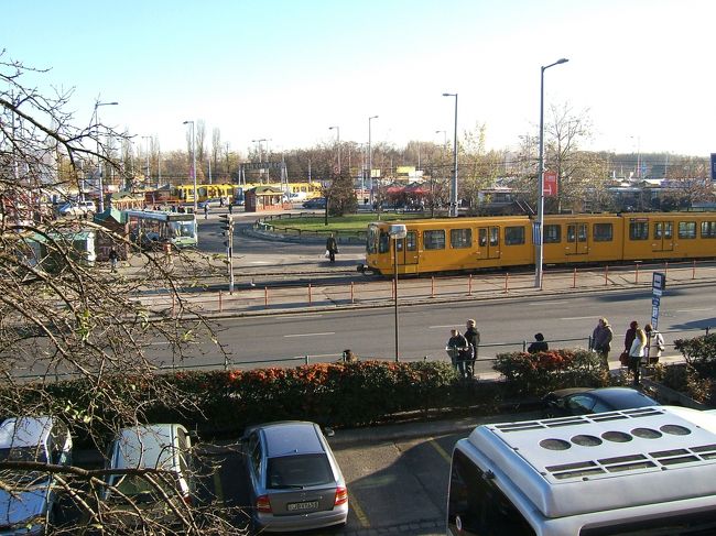 夜が明けました。<br />これからバスでオーストリア(ウィーン)へ向かいます。