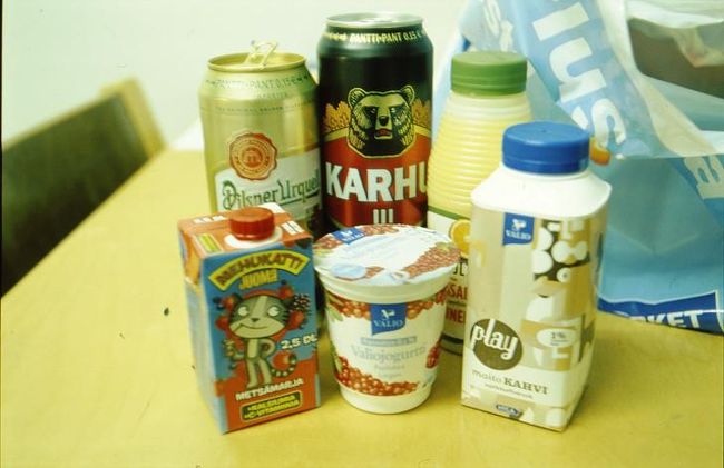 前日の夜に購入した自分用のご褒美。<br />今回かなり食費を節約しました。やはりユーロの国はなんでも高かったです。<br />外出先でのお手洗いにけっこう困りました。<br /><br />ビールがおいしかった…。