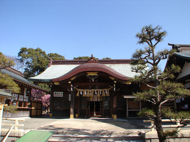 津駅からバスに乗り、結城神社へ。