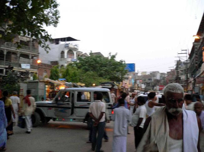 バナラシィ早朝。