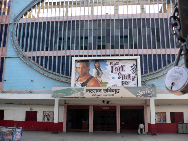 バナラシィの映画館、だと思う。