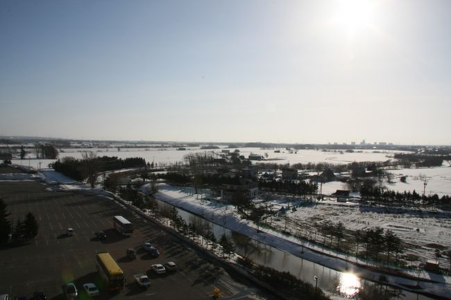 翌朝７：３０<br /><br />カーテンを開けると目を開けられないくらいの快晴！！こりゃー良い日になりそうですぞ！！