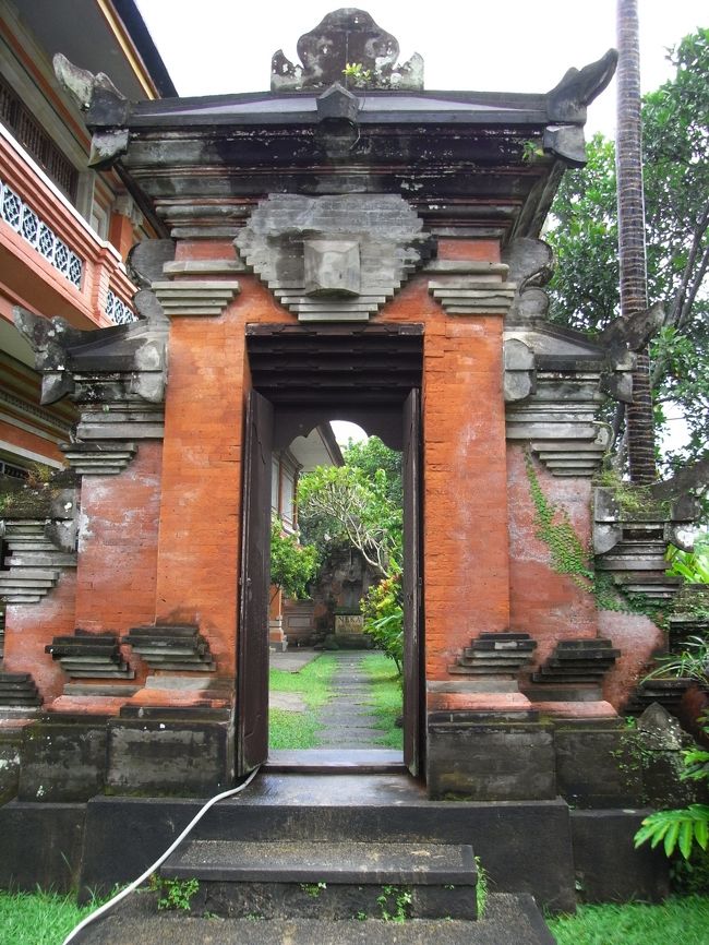 ■ネカ美術館■<br />