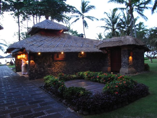 ■ジンバランガーデン■<br /><br />ココで、シーフードなんかを焼いてくれる！！