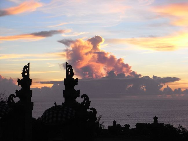 ■ケチャダンス■<br /><br />キレイな雲〜♪