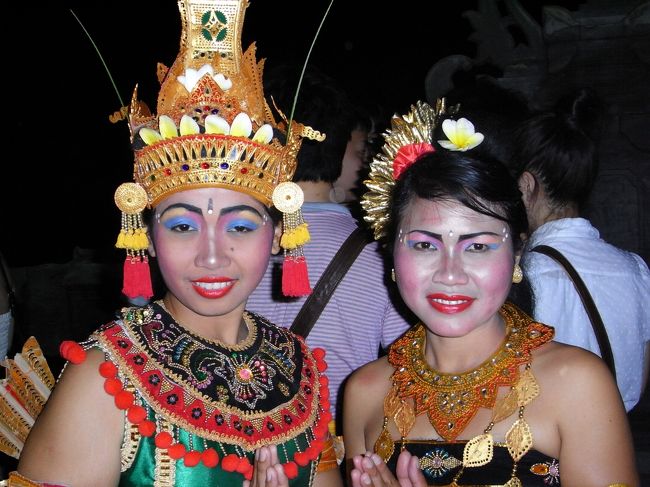 ■ケチャダンス■<br /><br />ラマ王子と、シータ姫の世話役だったイトコ？<br /><br />アレ！？<br />姫は？？<br /><br />姫ぇぇぇぇぇぇ！！！！<br /><br />…探せなかった。<br />