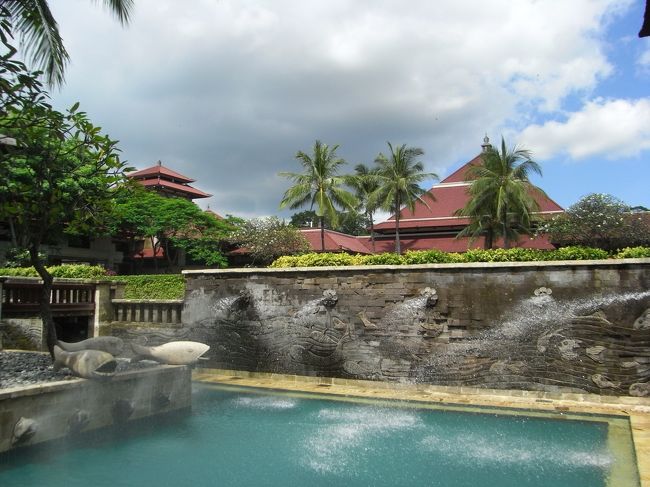 ■スプレープール■<br /><br />利用している場面を一度も見なかったプール…