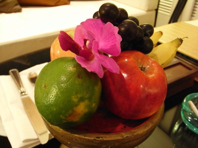 ■部屋■<br /><br />ウェルカムフルーツ