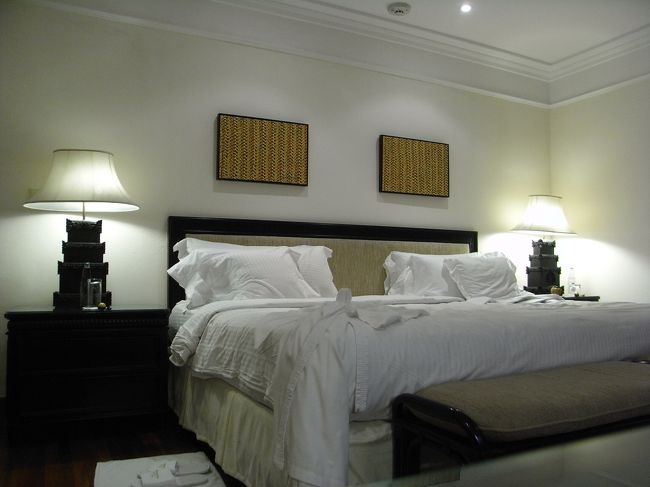 ■部屋■<br /><br />またベッド。